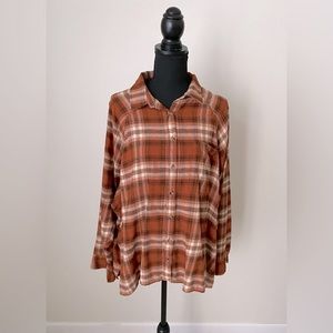 Flannel button-down shirt. Size L